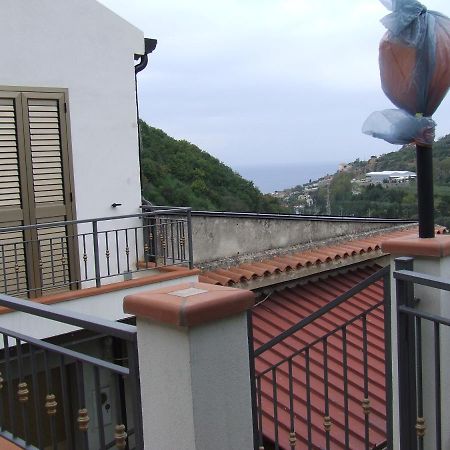 Relax Vista Eolie Daire Piraino Dış mekan fotoğraf